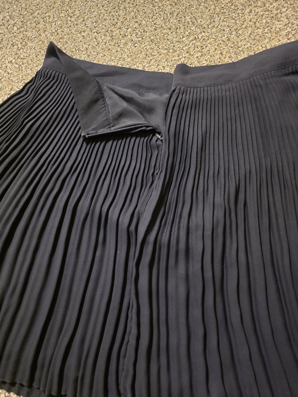 Ann Taylor Black Pleated Circle Skirt - Picture 2 of 6